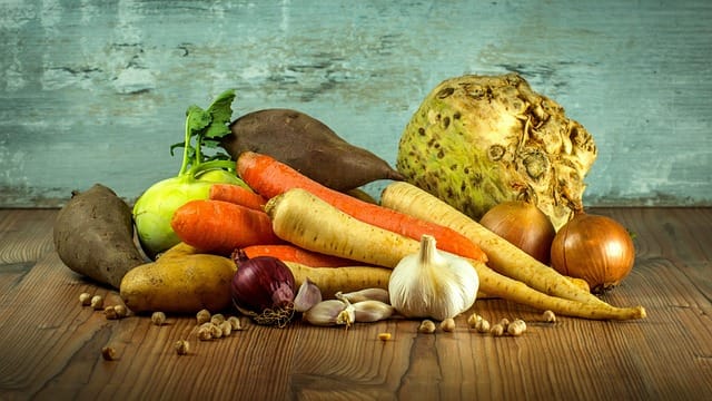 vegetables, carrots, garlic, celery, food, health, vitamins, crop, nutrition, fresh, raw, ingredients, cooking, vegetables, vegetables, vegetables, vegetables, health, health, health, health, health, cooking, saúde.