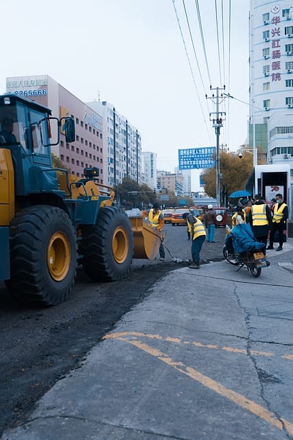 jobs, machine, labor, road construction. Empregos, Jobs.