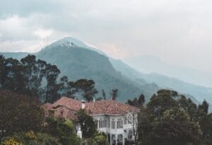 Transforme sua Casa Verde Amarela em um Lar Aconchegante