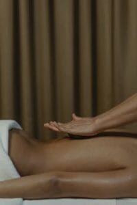 Experience relaxation with a therapeutic spa massage for rejuvenation and wellness. Tantric Massage, Massagem Tântrica. 